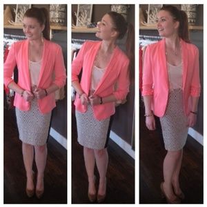 DVF Diane von Furstenburg Pink Blazer. Sz 10. FLAW